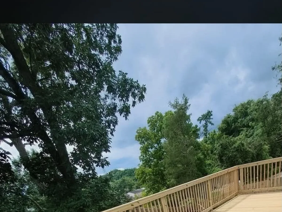 Stained deck and stairs after refinishing